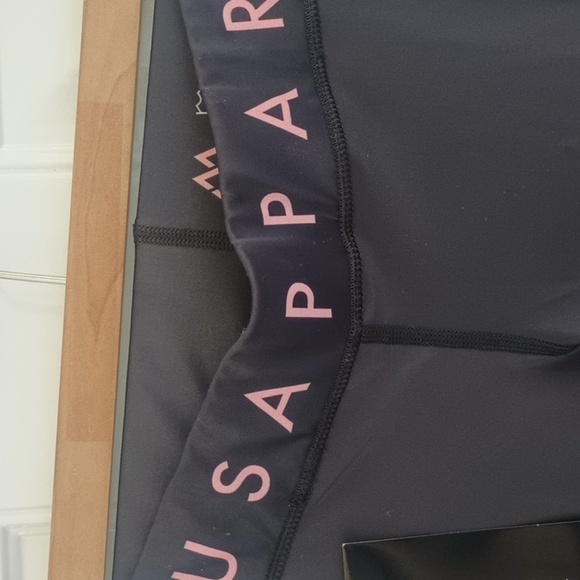 NWT Modus Apparel feel better do better pink and black leggings size XS - Picture 3 of 9